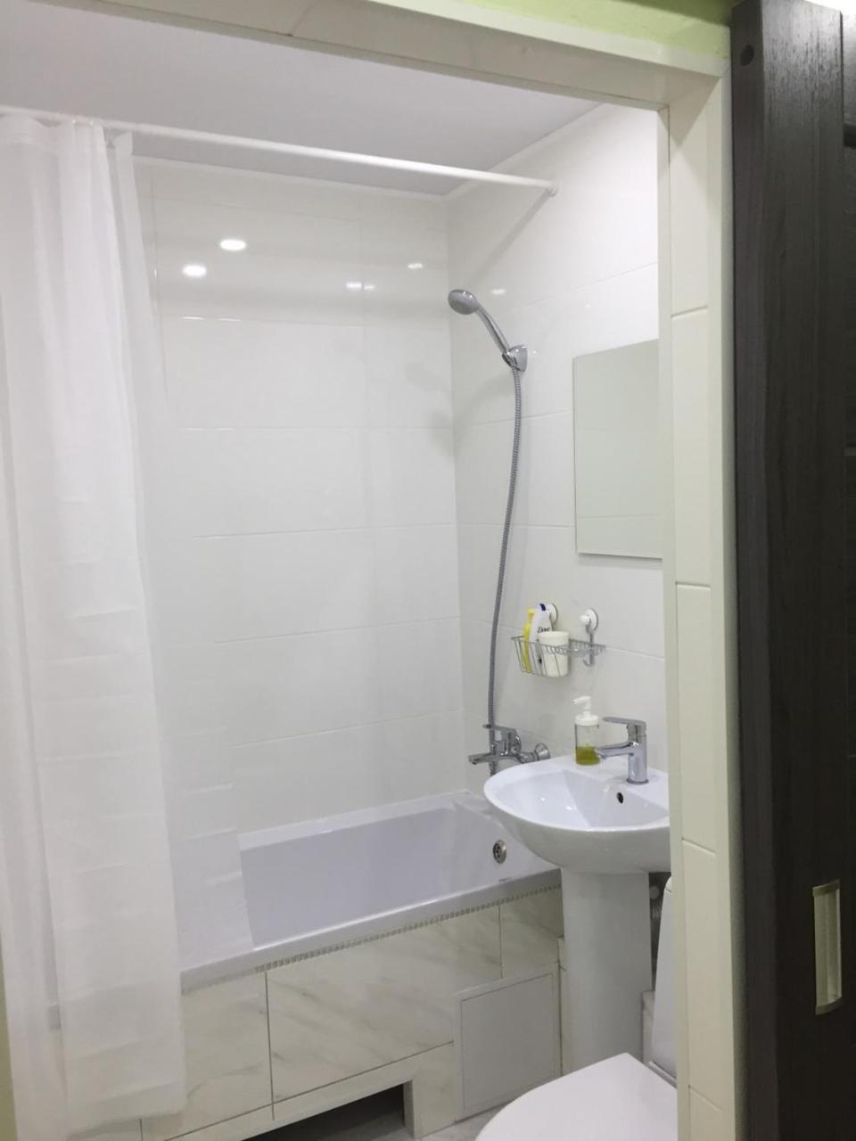 Apartment Near City Center On Peremohy Avenue 46 Chernigov Exterior foto